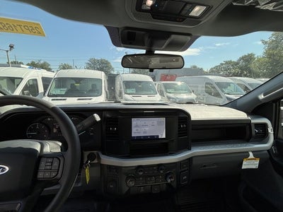 2025 Ford Chassis Cab F-550® XL