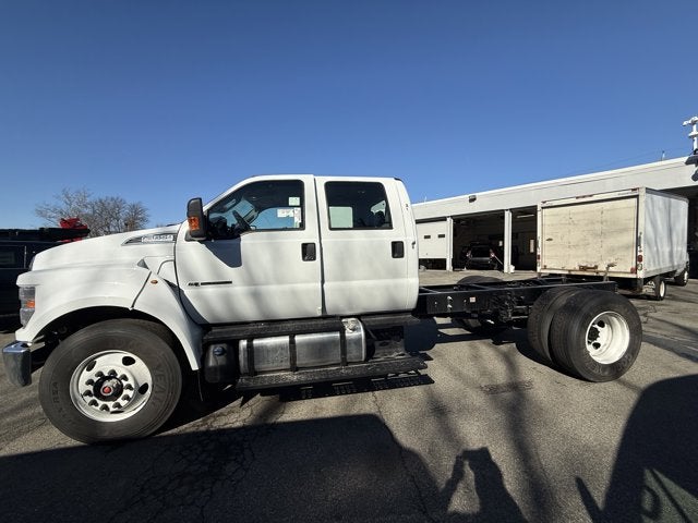 2027 Ford F-650-750 F-650 SD Diesel Straight Frame