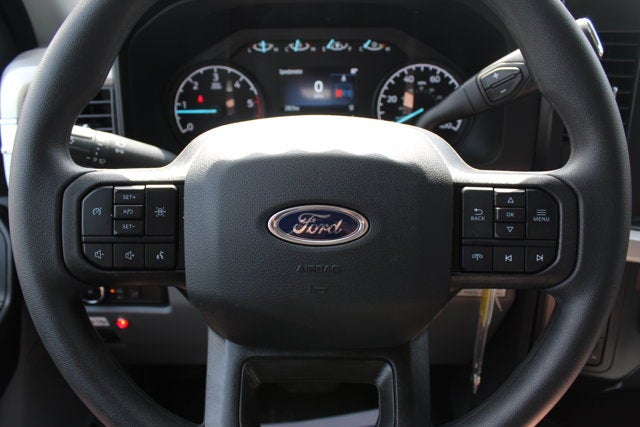 2025 Ford Chassis Cab F-550® XL