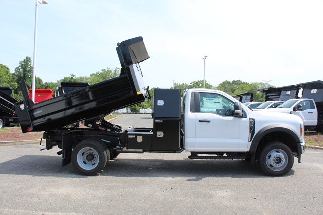 2025 Ford Chassis Cab F-550® XL