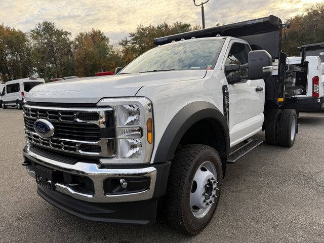 2025 Ford Chassis Cab F-550® XL