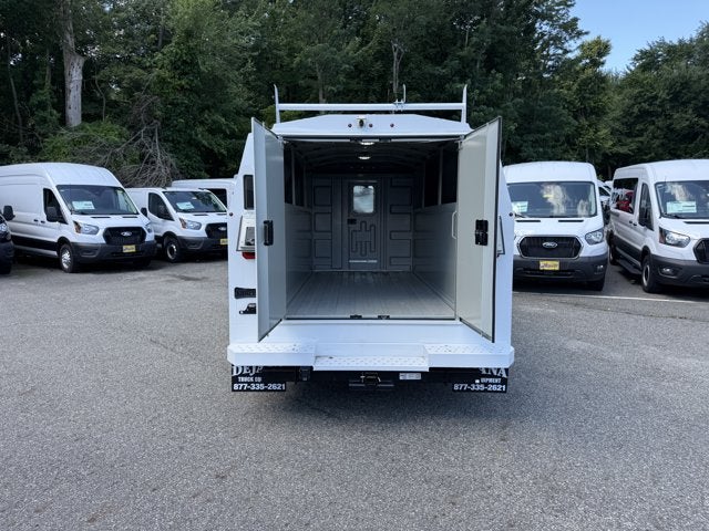 2026 Ford Econoline Cutaway E-350 SRW