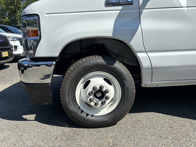 2025 Ford Econoline Cutaway E-350 SRW