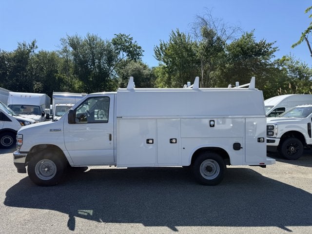 2026 Ford Econoline Cutaway E-350 SRW