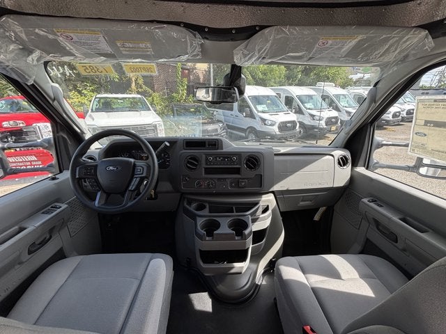2026 Ford Econoline Cutaway E-450 DRW