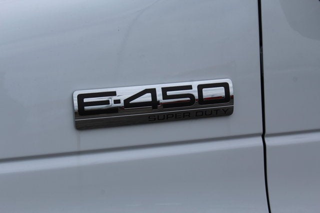 2026 Ford Econoline Cutaway E-450 DRW