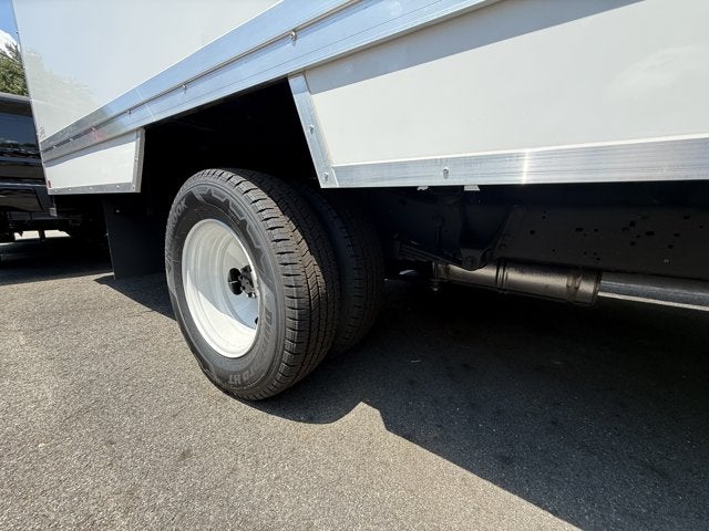 2027 Ford Econoline Cutaway E-450 DRW