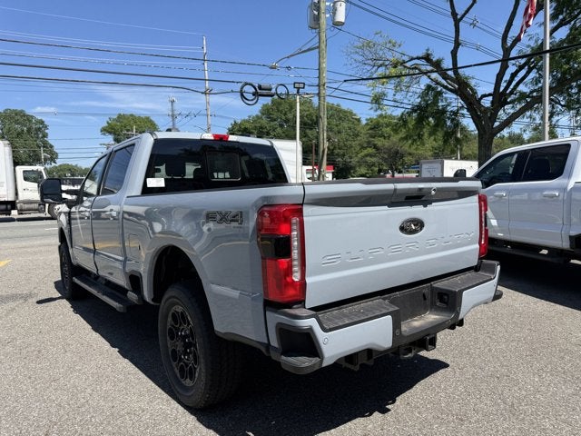 2026 Ford Super Duty F-350® Lariat®