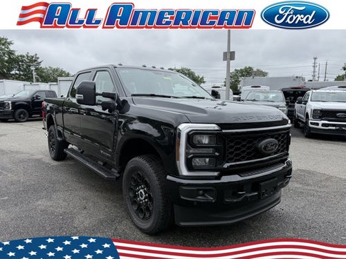 2026 Ford Super Duty F-350® Lariat®