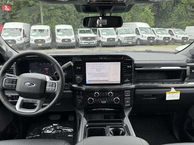 2026 Ford Super Duty F-350® Lariat®