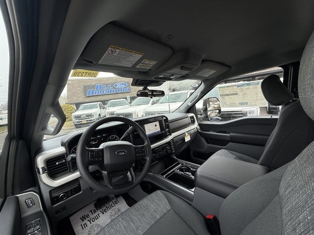 2026 Ford Super Duty F-350® XLT