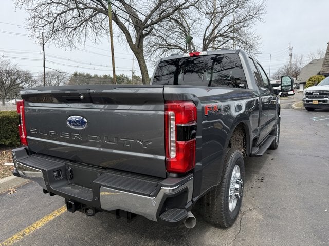 2026 Ford Super Duty F-350® XLT