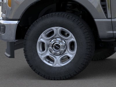 2026 Ford Super Duty F-350® XLT