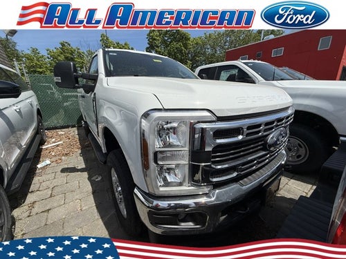 2026 Ford Super Duty F-350® XLT